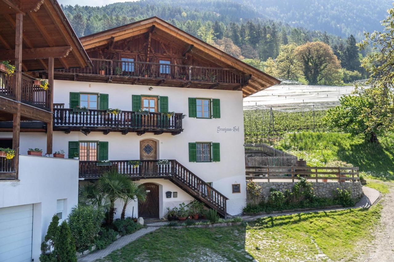 Ferienwohnung Brunjaunhof Schenna Exterior foto
